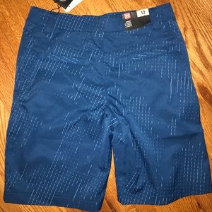Boys youth size 12 Under Amour  golf/dressy shorts